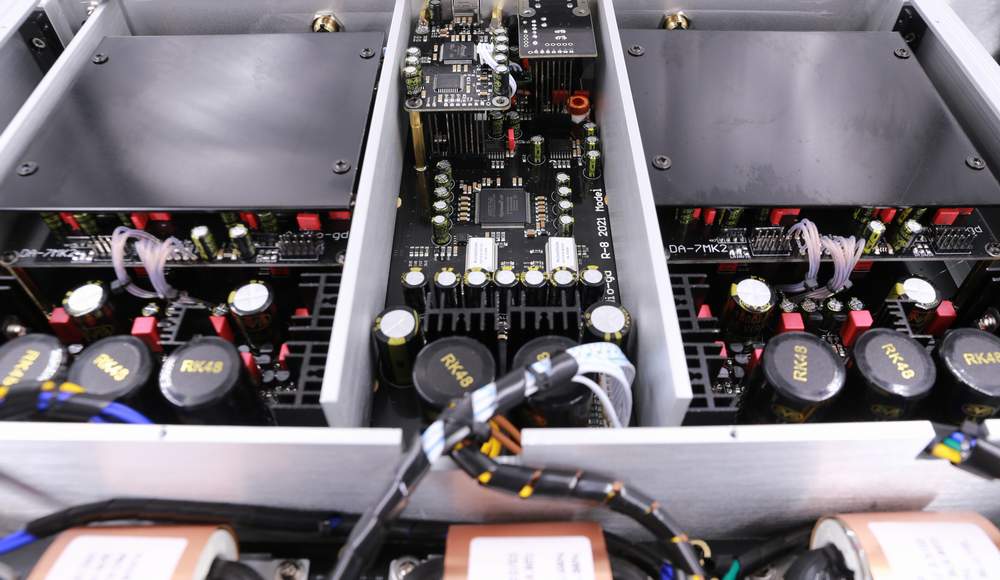 Audio-GD R8 HE MK3